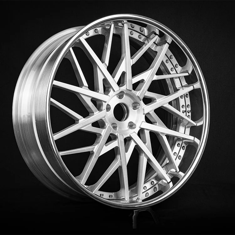 Трехкомпонентные кованые диски с зеркальной полированной кромкой